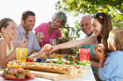 family picnic table, happy family gathering, picnic at park, family picnic